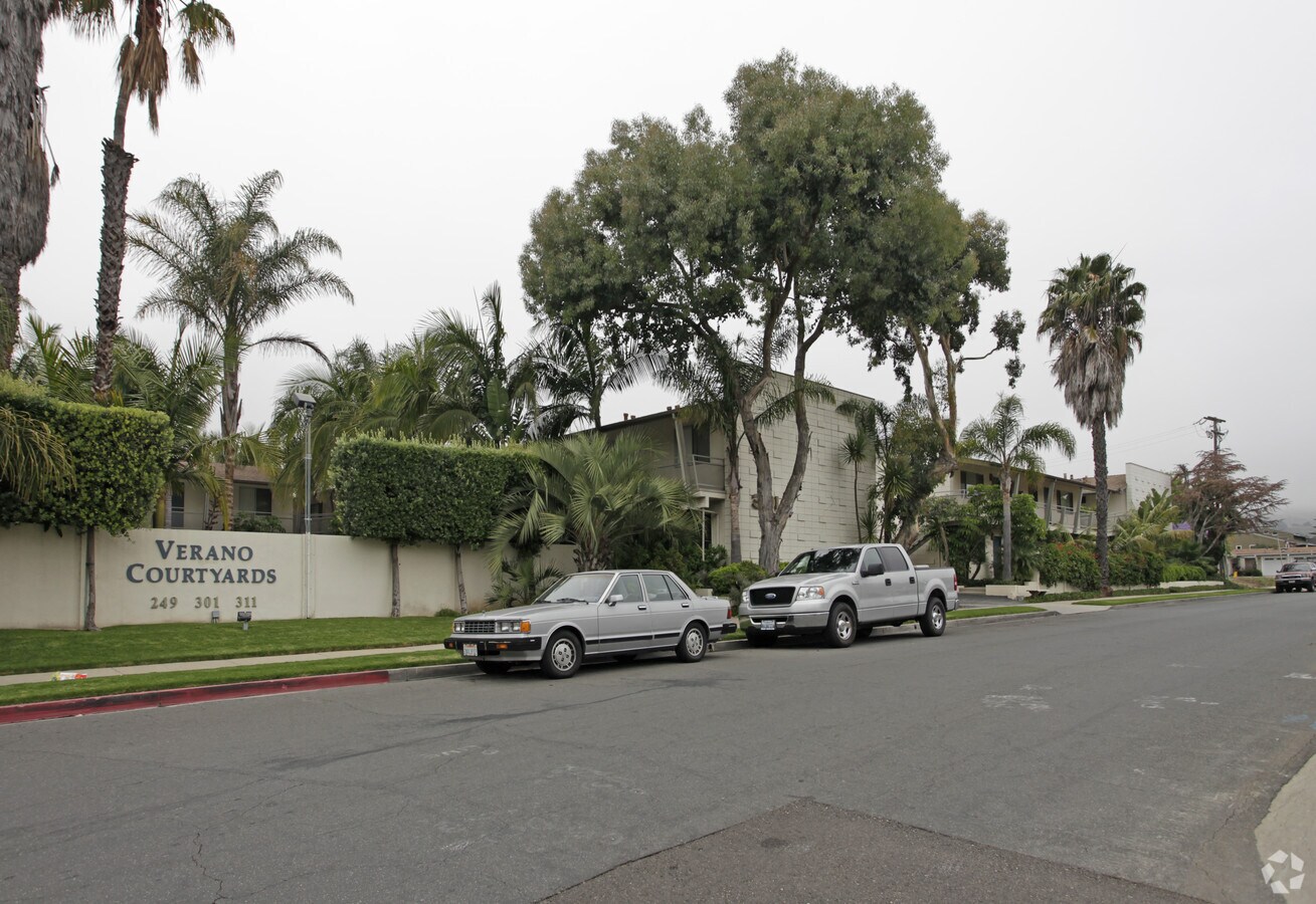 Photo - Verano Courtyard Apartments