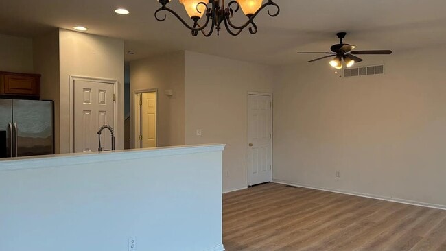 Photo - 1161 Tudor Dr