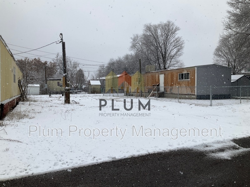 Photo - 740 Turner St