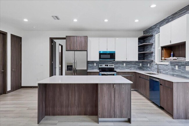 Photo - 5238 Fries Ave