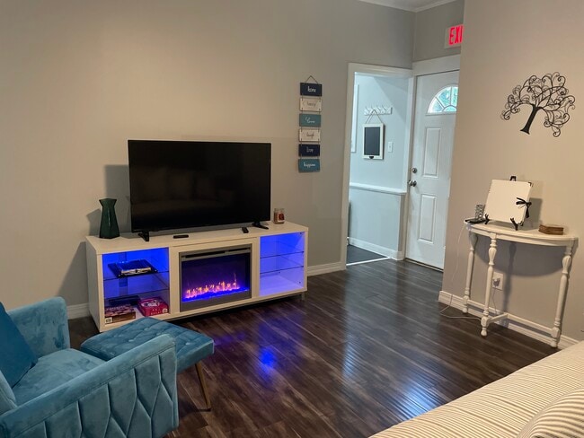 Photo - 415 W Campground Rd