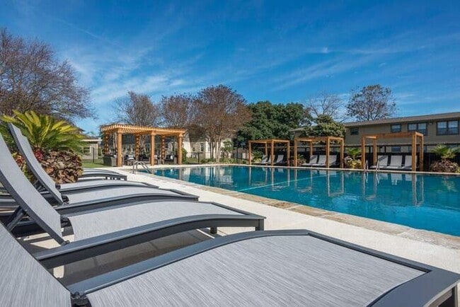 Photo - 116 Vanderheck St Unidad c3