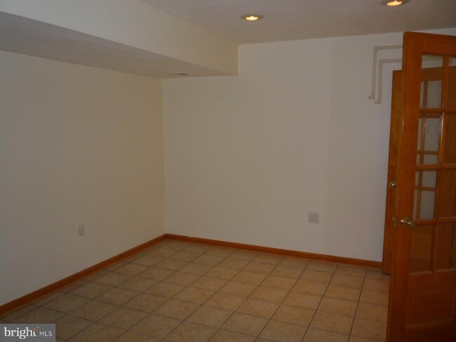 Photo - 552 Sparkleberry Terrace NE