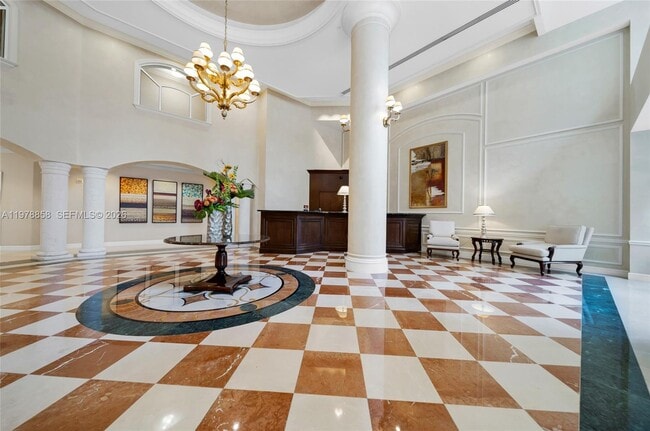 Photo - 20000 E Country Club Dr Unit 311