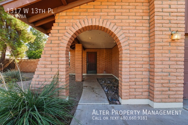 Photo - 1317 W 13th Pl