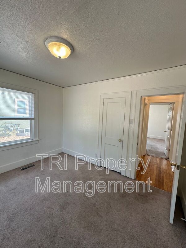 Photo - 2238 9th Ave