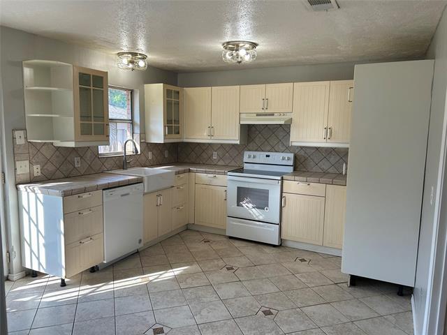 Photo - 7458 Walling Ln