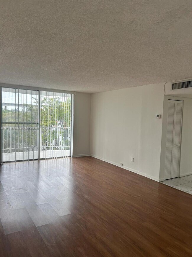 Photo - 498 NW 165th St Unit D-402