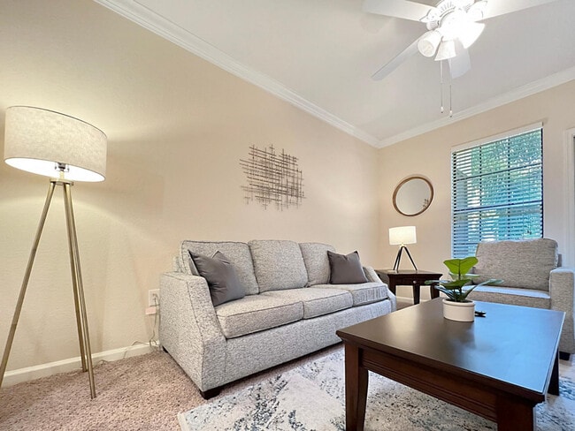 Photo - 2021 N Lemans Blvd Unidad ID1050946P