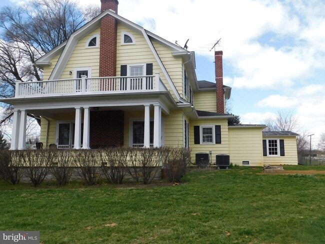 Building Photo - 179 Berrys Ferry Rd Rental