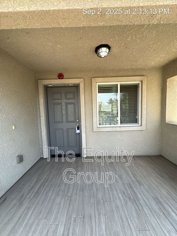 Building Photo - 2238 W Lark Ave Rental