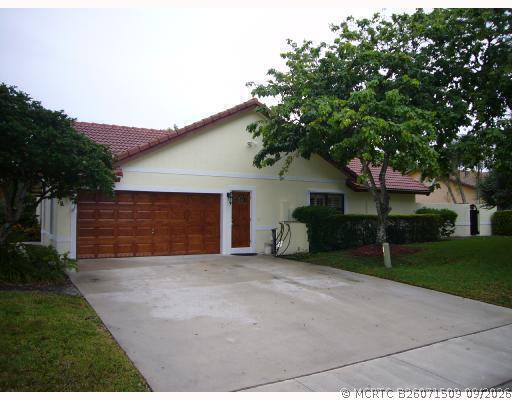 199 SW 15th Ct