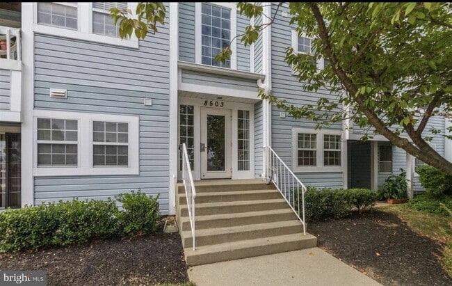 Building Photo - 8503 Falls Run Rd Unit B