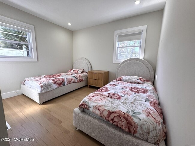 Photo - 70 Maryland Ave