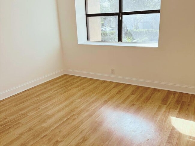 Photo - 3964 Cocoplum Cir