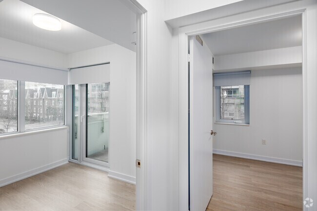 1 Bdrm plus Den