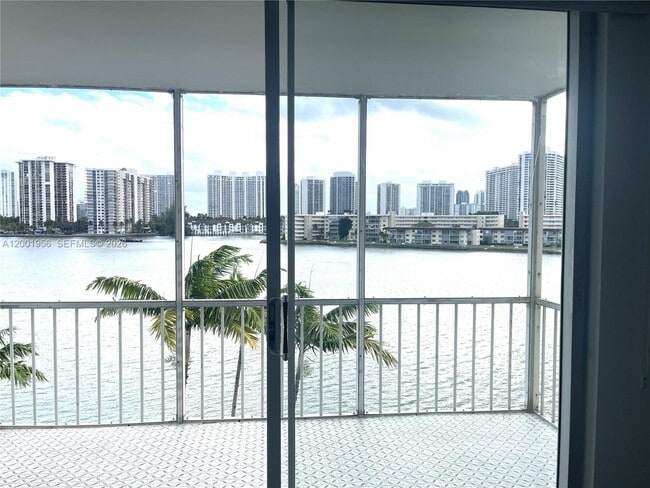 Photo - 2861 Leonard Dr Unit F505