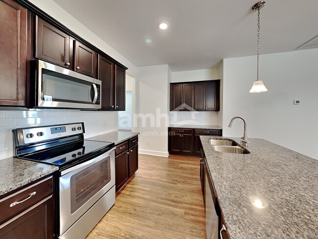 Photo - 6013 Trailwater Dr