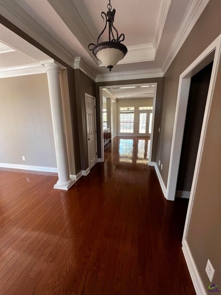 Photo - 110 MacIntosh Ln