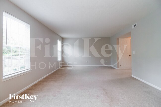 6038 Marsh Cir