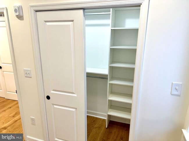 Photo - 2009 N Reese St Unit 8B