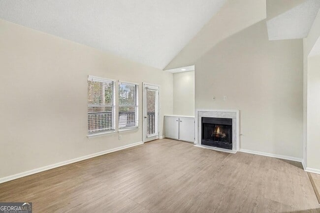 Photo - 106 Ivy Green Ln SE