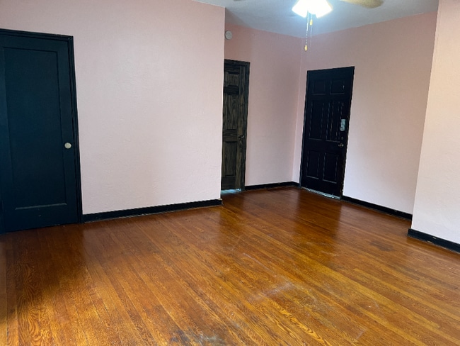 Photo - 210 Locust St Unit 2