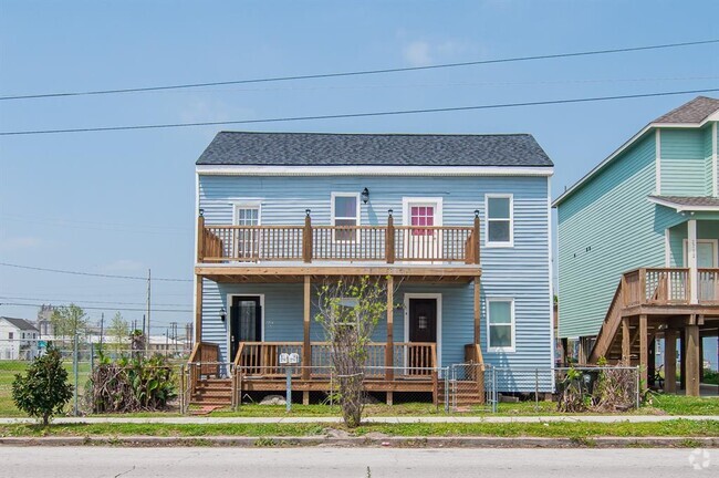 Building Photo - 2714 Avenue H Unit A Rental