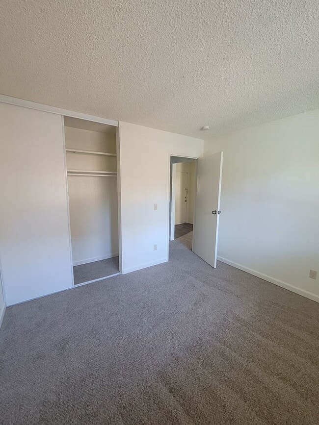 Photo - Stonegate Village Apartments