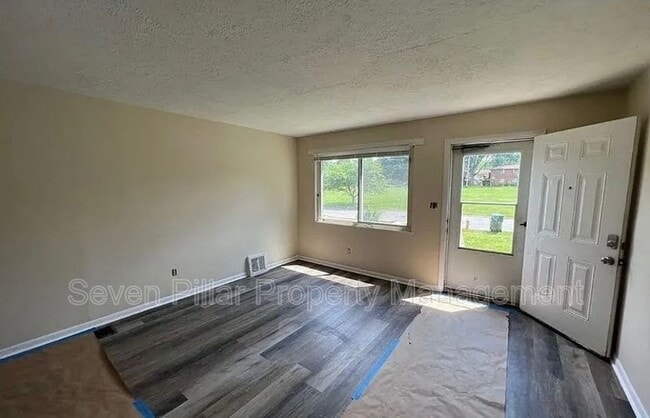 Photo - 323 S Napoleon Ave