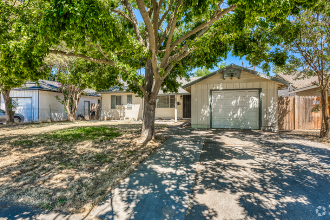 Building Photo - 5929 39th St Rental