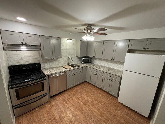 Photo - 7638 2nd St Unit Apt 2