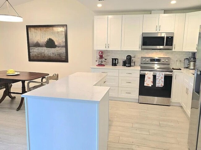 Photo - 1705 Mariners Cove