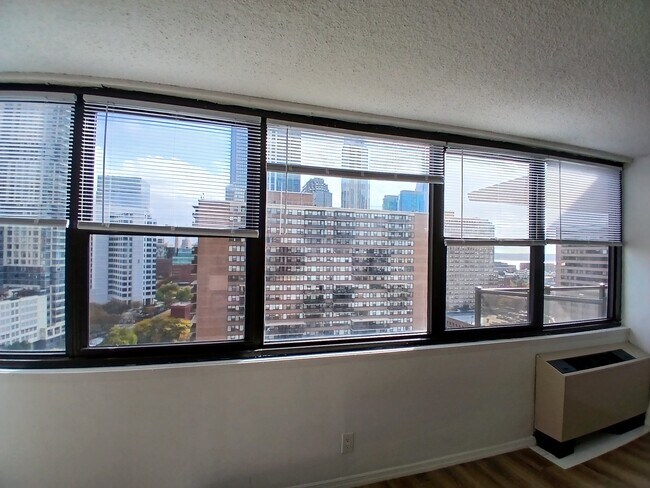 Photo - 280 Marin Blvd Unidad 5Z