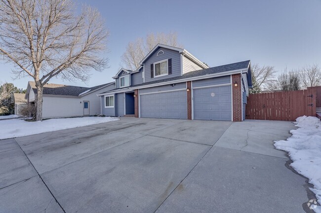 Building Photo - Beautiful 4 bed, 3.5 bath Home in Fort Col...