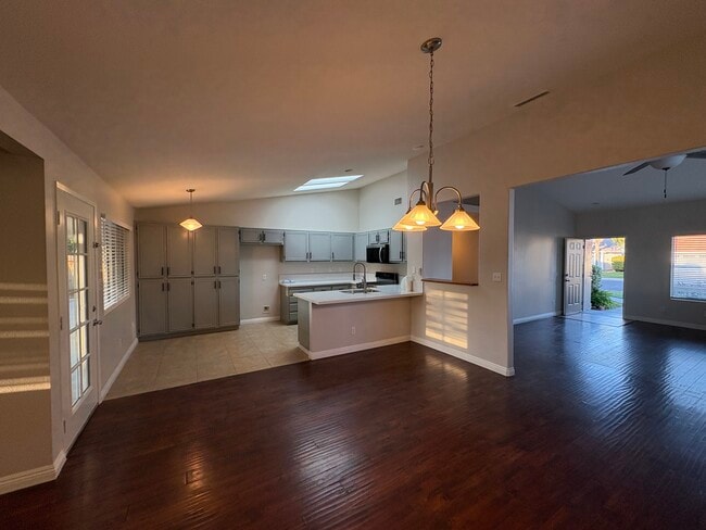 Photo - 29957 Oakbridge Dr