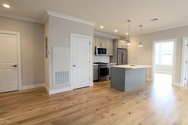Photo - 32 Orleans St Apartment Unit # 303