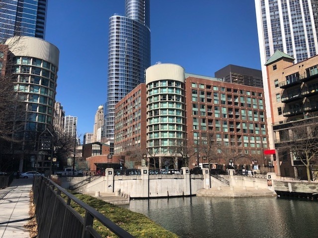 Building Photo - 480 N McClurg Ct Unit 904