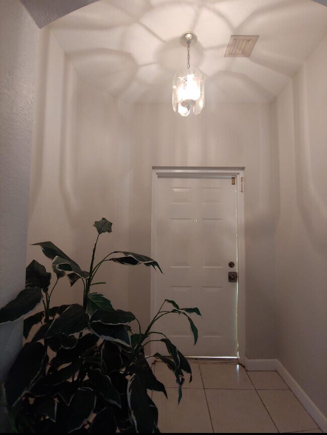 Photo - 2108 Shoma Dr