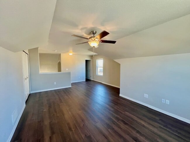 Photo - Charming 3 Bedroom Home In Falcon Highlands Available Now!