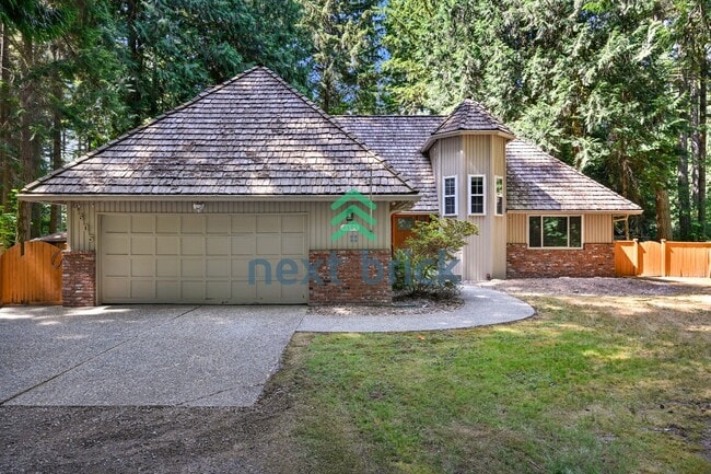 Building Photo - Spacious 5-Bedroom Haven with 3 Full Baths in Redmond – Your Dream Home Awaits!