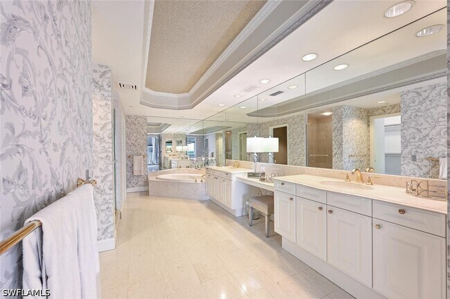 Photo - 8665 Bay Colony Dr Unit 1401
