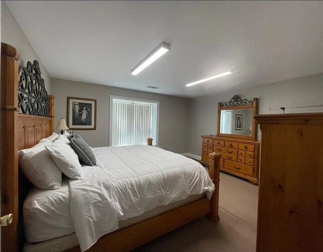 Photo - 1023 Baker Dr