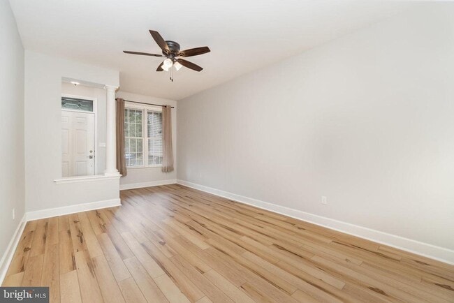 Photo - 103 Scully Pl