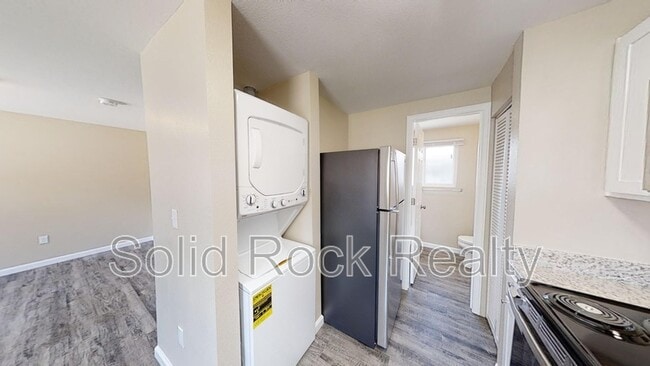 Photo - 2409 E St Vrain St