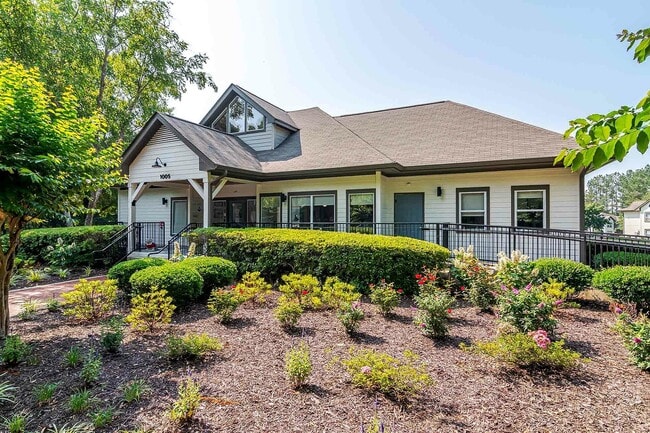 River-Club-Apartments-and-Townhomes-Near-University-of-Georgia-Clubhouse-and-Leasing-Office-Exterior - River Club Apartments