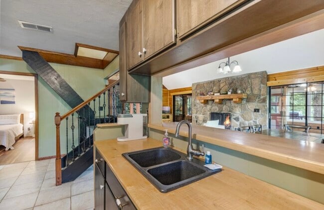 Photo - 3626 Pittman Center Rd