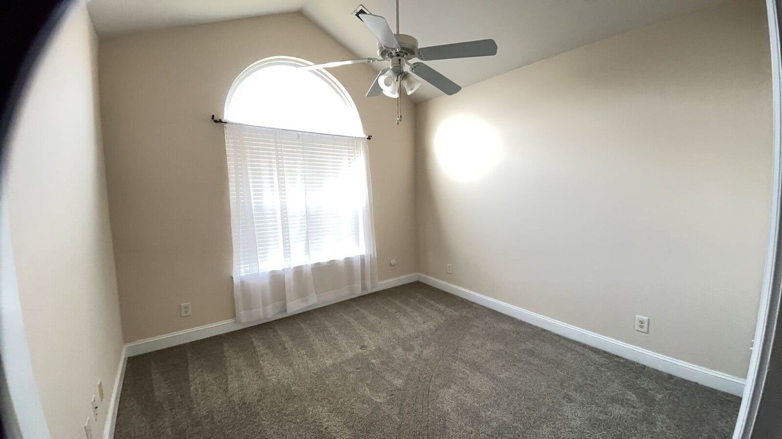 Photo - Nice 2 bedroom/2 bath condo in Courtyard at Cascades