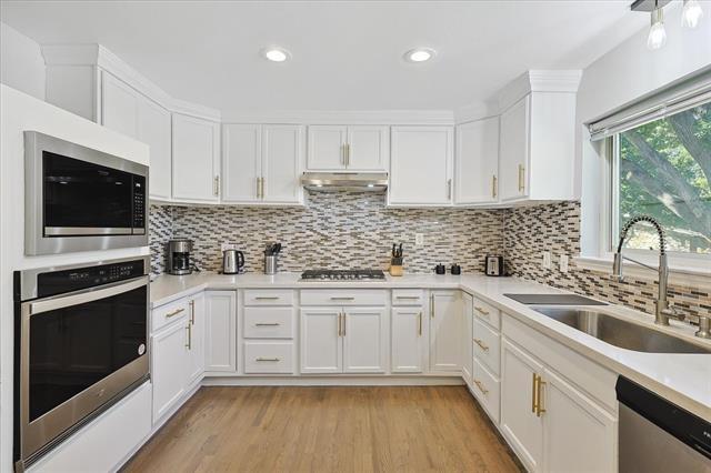 Photo - 3608 Courtdale Dr