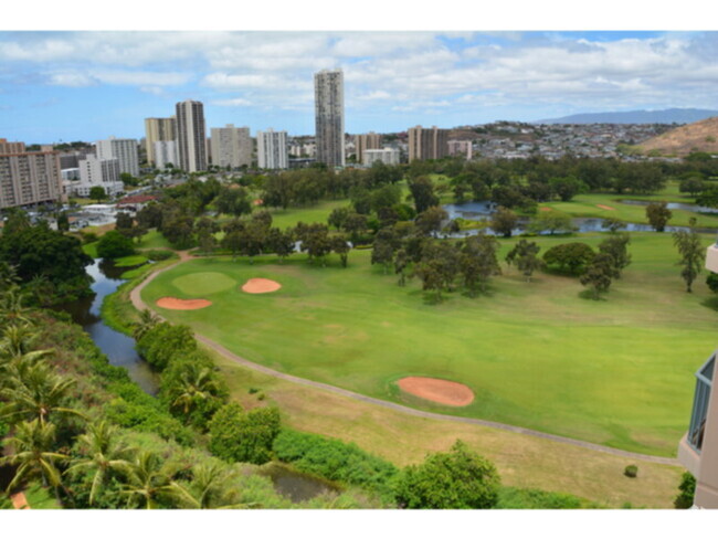 Building Photo - 2/2/2 w/ Covered Lanai &amp; Golf Course V... Rental